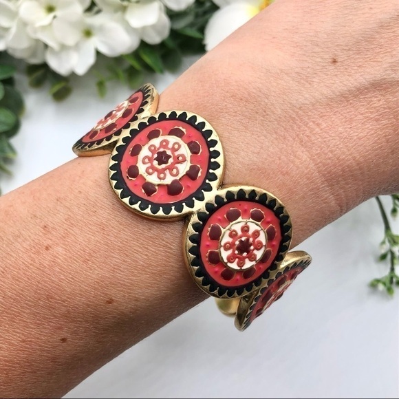 Lucky Brand Suzani Style Matte Enamel Mandala Scalloped Bangle Bracelet - Picture 6 of 11